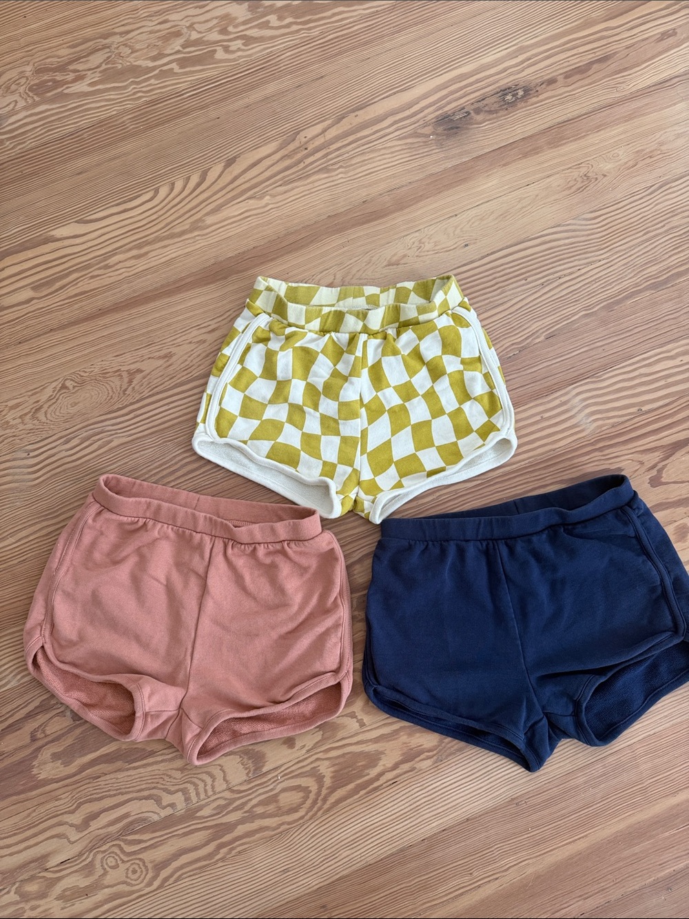 Set of 3 French Terry Dolphin Vent Shorts